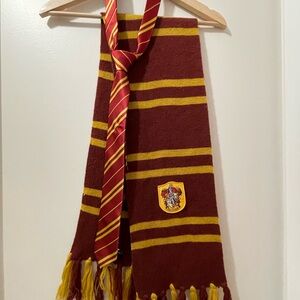 Gryffindor Maroon and Gold Scarf with Tie